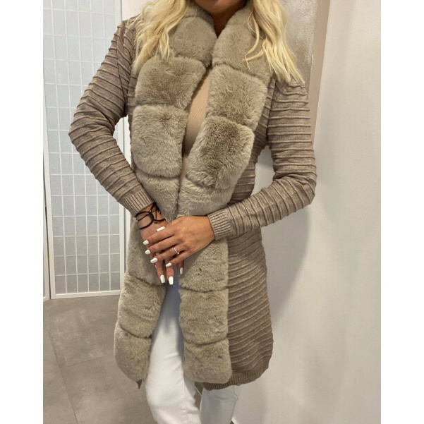 Luxusní kvalitní svetrový kabátek s krásnou bochánkovou kožešinkou- Beige