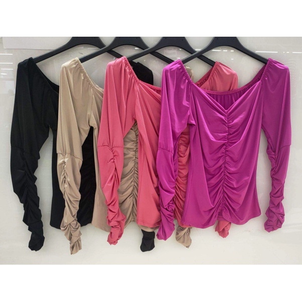 Elastické tuniky v různých barvách