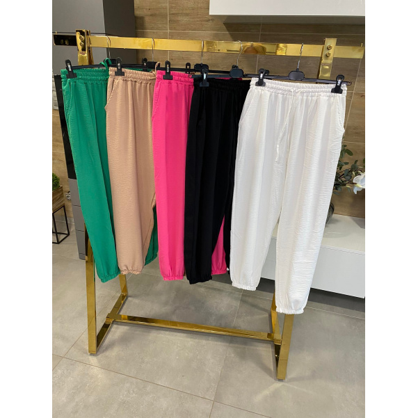 Pohodové barevné kalhoty barvy si vyberte ve variantach
